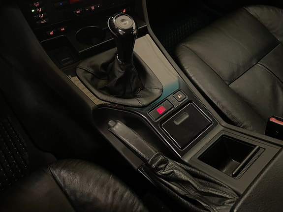 BMW 523i 13 of 18