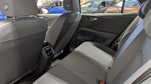Volkswagen ID.3 Neo 7 of 12