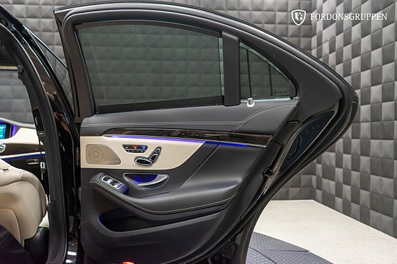 Mercedes-Benz S450 25 of 25
