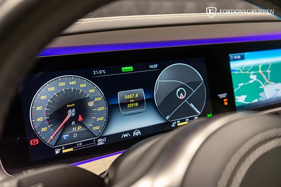 Mercedes-Benz S450 19 of 25