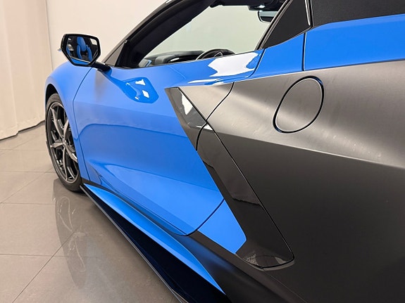 Chevrolet Corvette 12 of 24