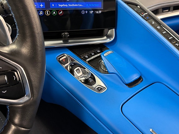 Chevrolet Corvette 21 of 24