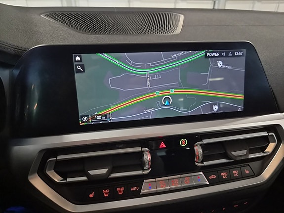 BMW 330e 22 of 25