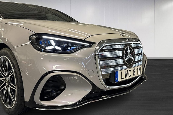Mercedes-Benz C300 29 of 30