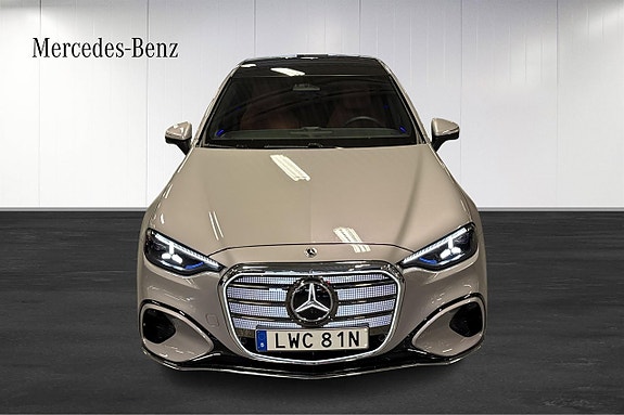 Mercedes-Benz C300 30 of 30