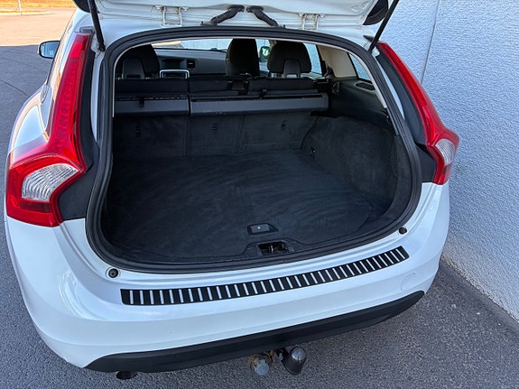 Volvo V60 17 of 18