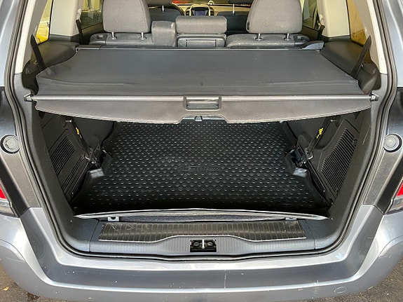 Opel Zafira 24 of 27