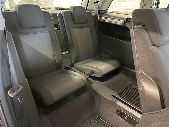 Opel Zafira 21 of 27