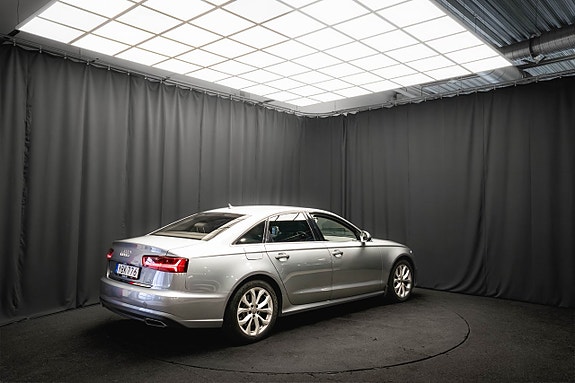Audi A6 6 of 19