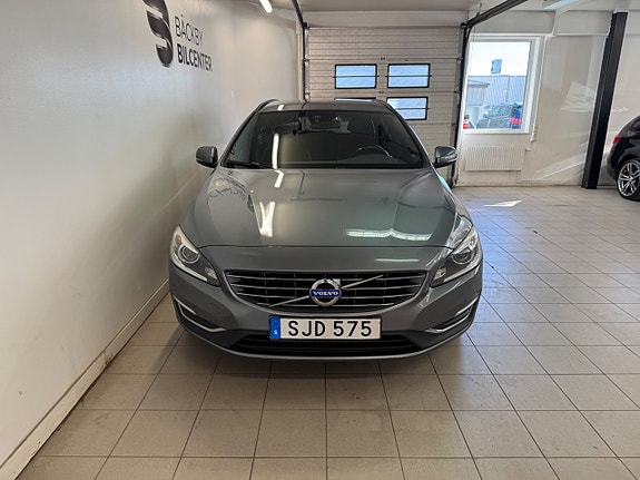 Volvo V60 8 of 20