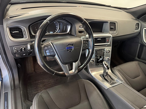 Volvo V60 9 of 20