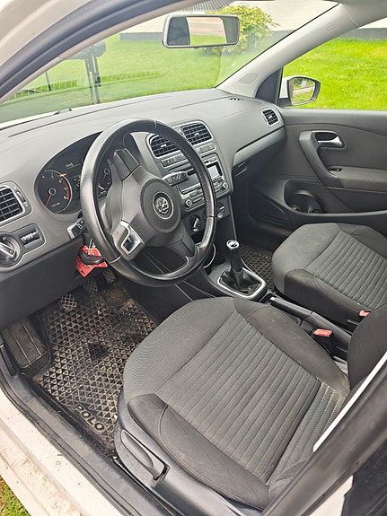 Volkswagen Polo 5 of 5