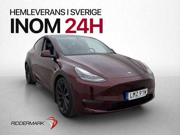 Tesla Model Y 4 of 30
