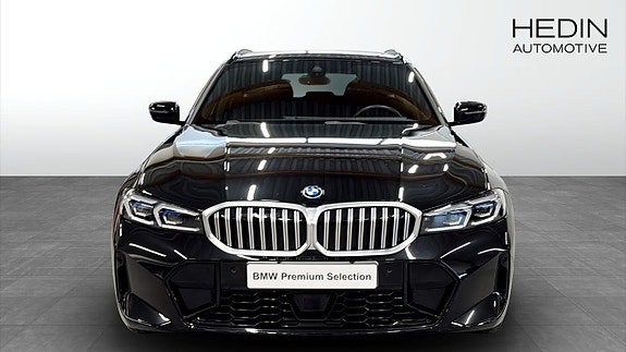 BMW 330e 8 of 9