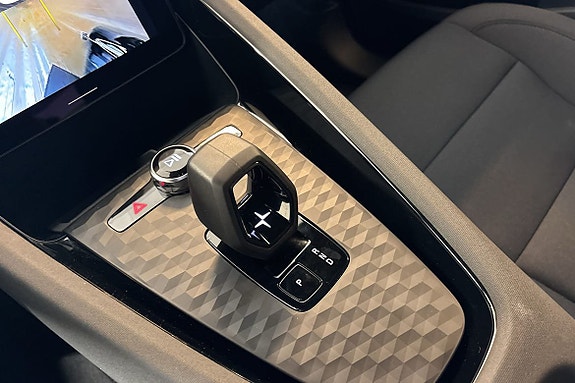 Polestar 2 18 of 30