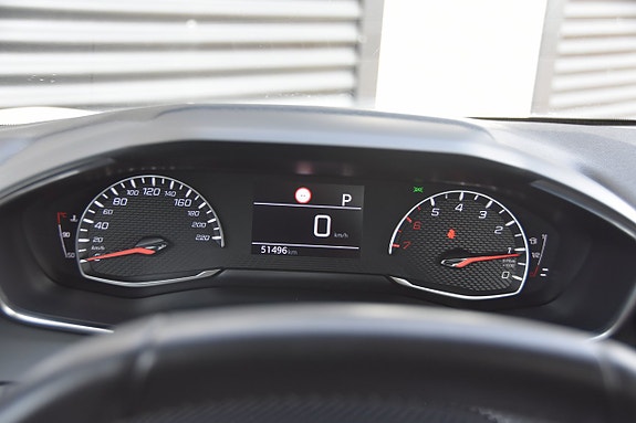 Peugeot 208 13 of 16