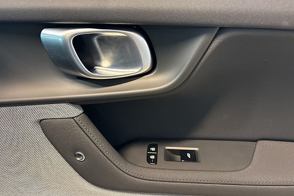Polestar 2 27 of 30