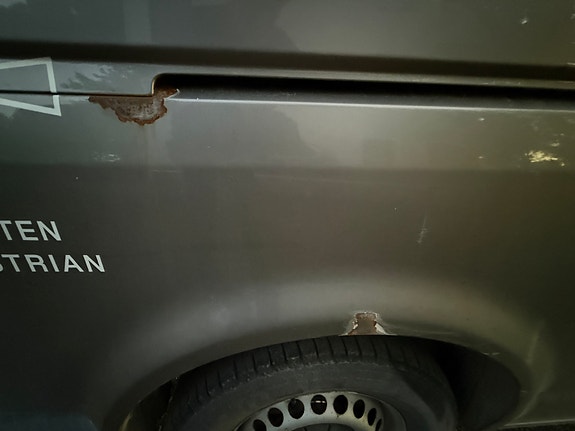 Volkswagen Caravelle 8 of 10