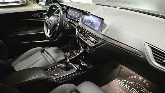 BMW 118i 10 of 29