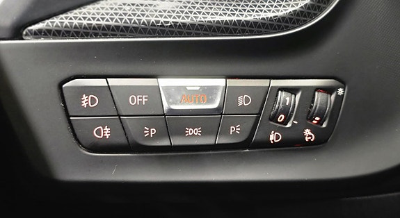 BMW 118i 24 of 29