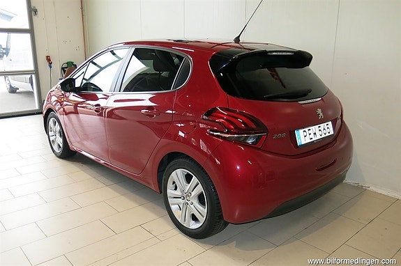 Peugeot 208 6 of 14