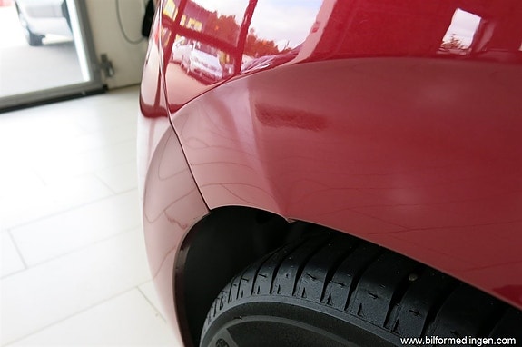 Peugeot 208 14 of 14