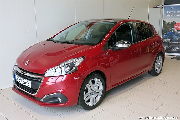 Peugeot 208 3 of 14