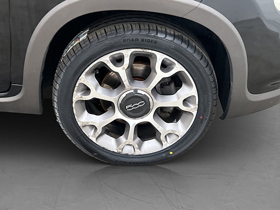 Fiat 500L 24 of 27