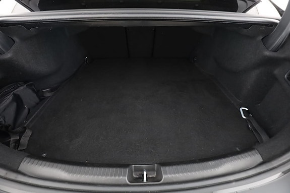 Mercedes-Benz C300 e 18 of 30