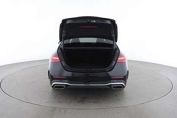 Mercedes-Benz C300 e 17 of 30