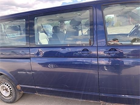 Volkswagen Caravelle 10 of 10