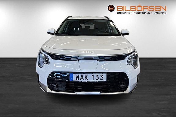 Kia Niro 2 of 19