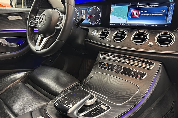Mercedes-Benz E220 10 of 24