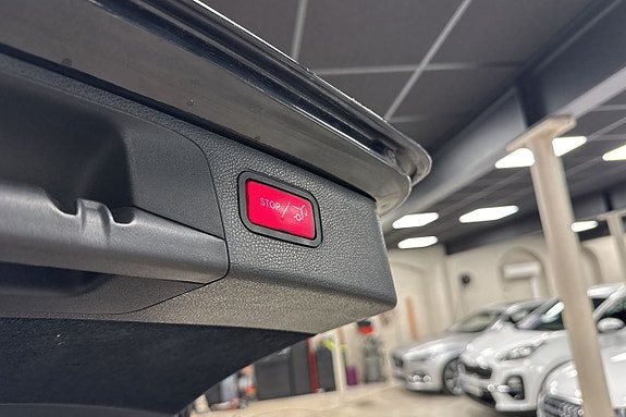 Mercedes-Benz E220 23 of 24