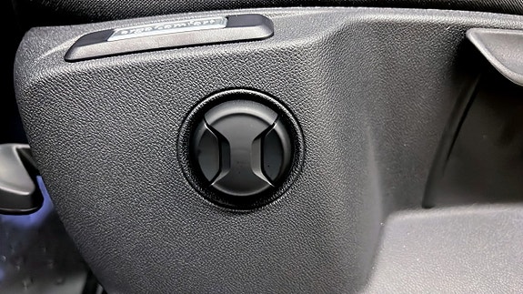 Volkswagen Caddy 17 of 22
