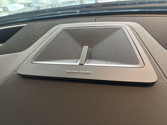 Polestar 4 10 of 13