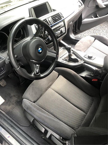 BMW 118i 5 of 8