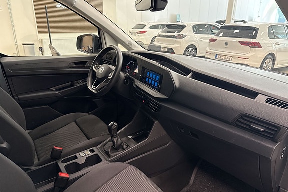 Volkswagen Caddy Maxi 19 of 19