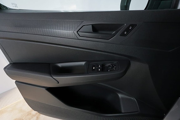 Volkswagen Caddy Maxi 23 of 24