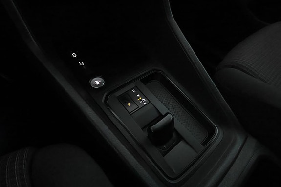Volkswagen Caddy Maxi 22 of 24