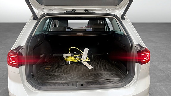Volkswagen Passat 12 of 12