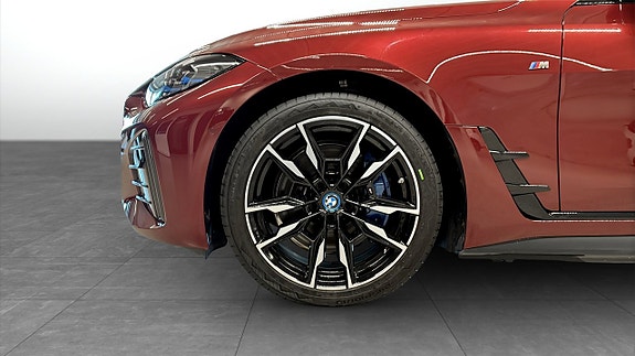 BMW i4 9 of 9
