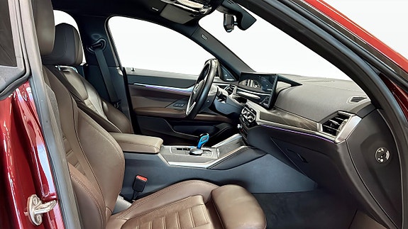 BMW i4 3 of 9