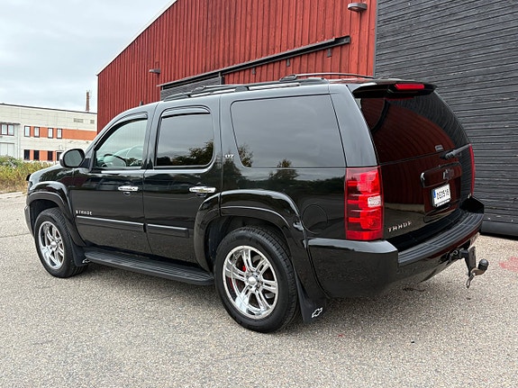 Chevrolet Tahoe 3 of 22