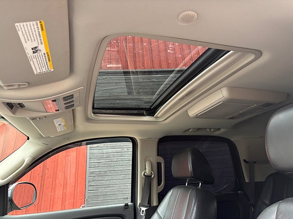Chevrolet Tahoe 13 of 22