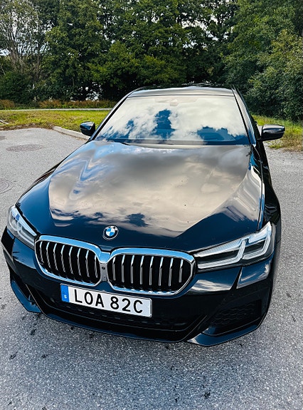 BMW 530e 11 of 11