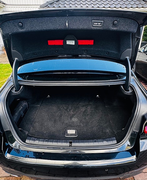 BMW 530e 10 of 11