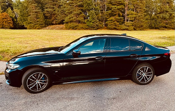 BMW 530e 4 of 11
