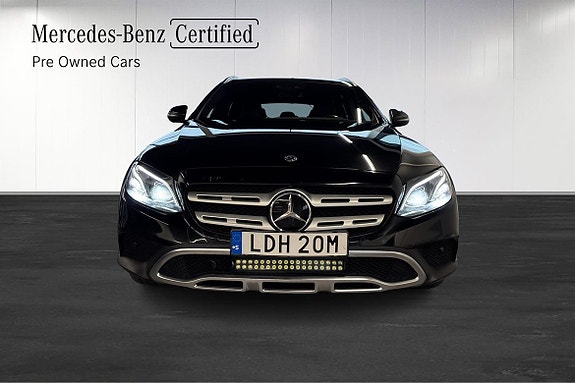 Mercedes-Benz E400 d 14 of 18