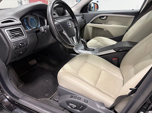 Volvo S80 9 of 28